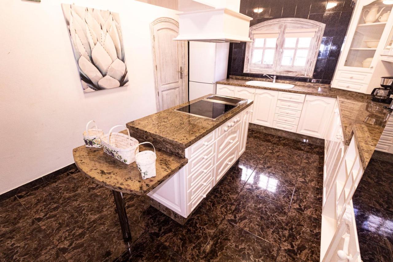 Complejo Oasis La Asomada Villa Tías Екстериор снимка
